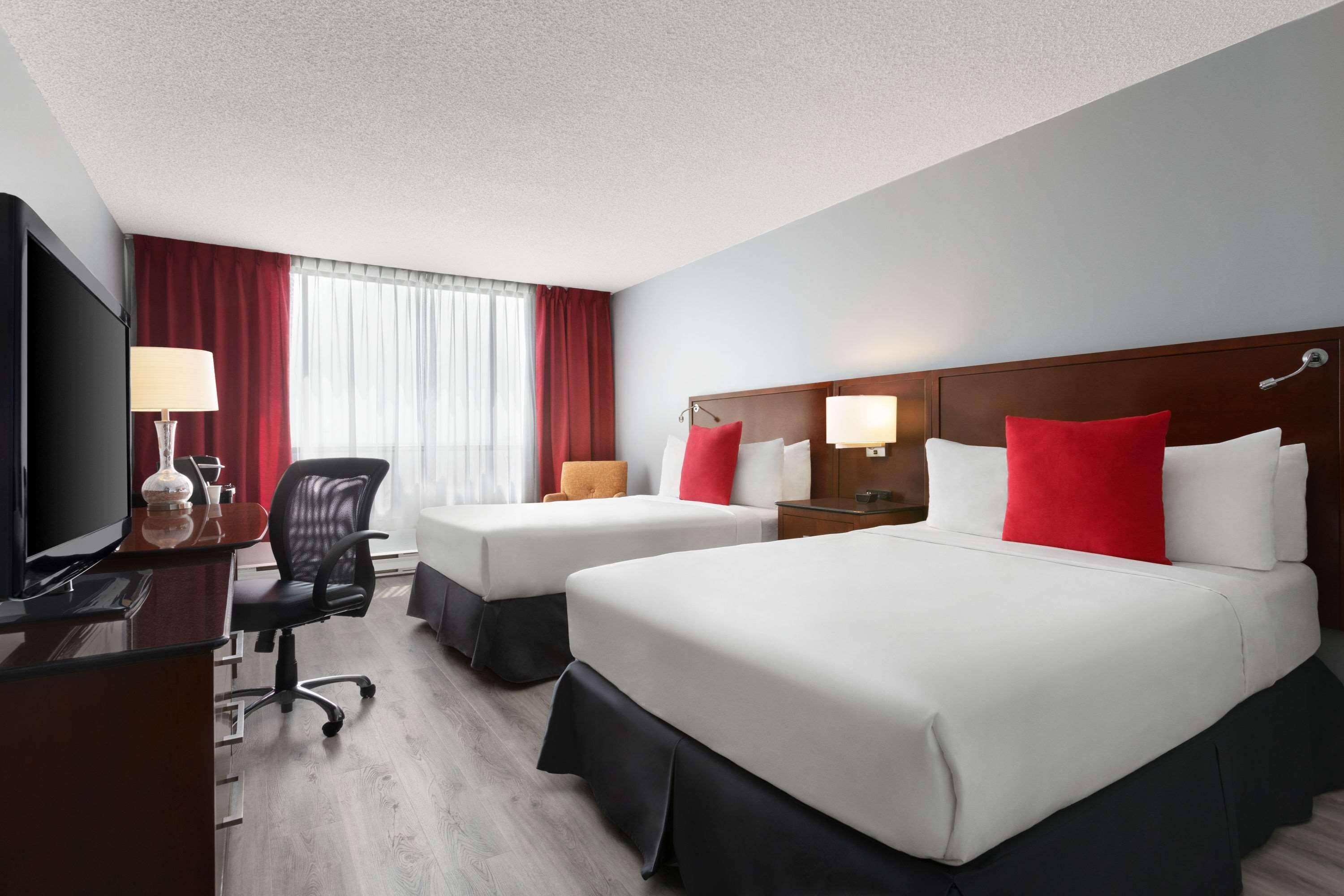 Travelodge By Wyndham Quebec City Hotel & Convention Centre Zewnętrze zdjęcie
