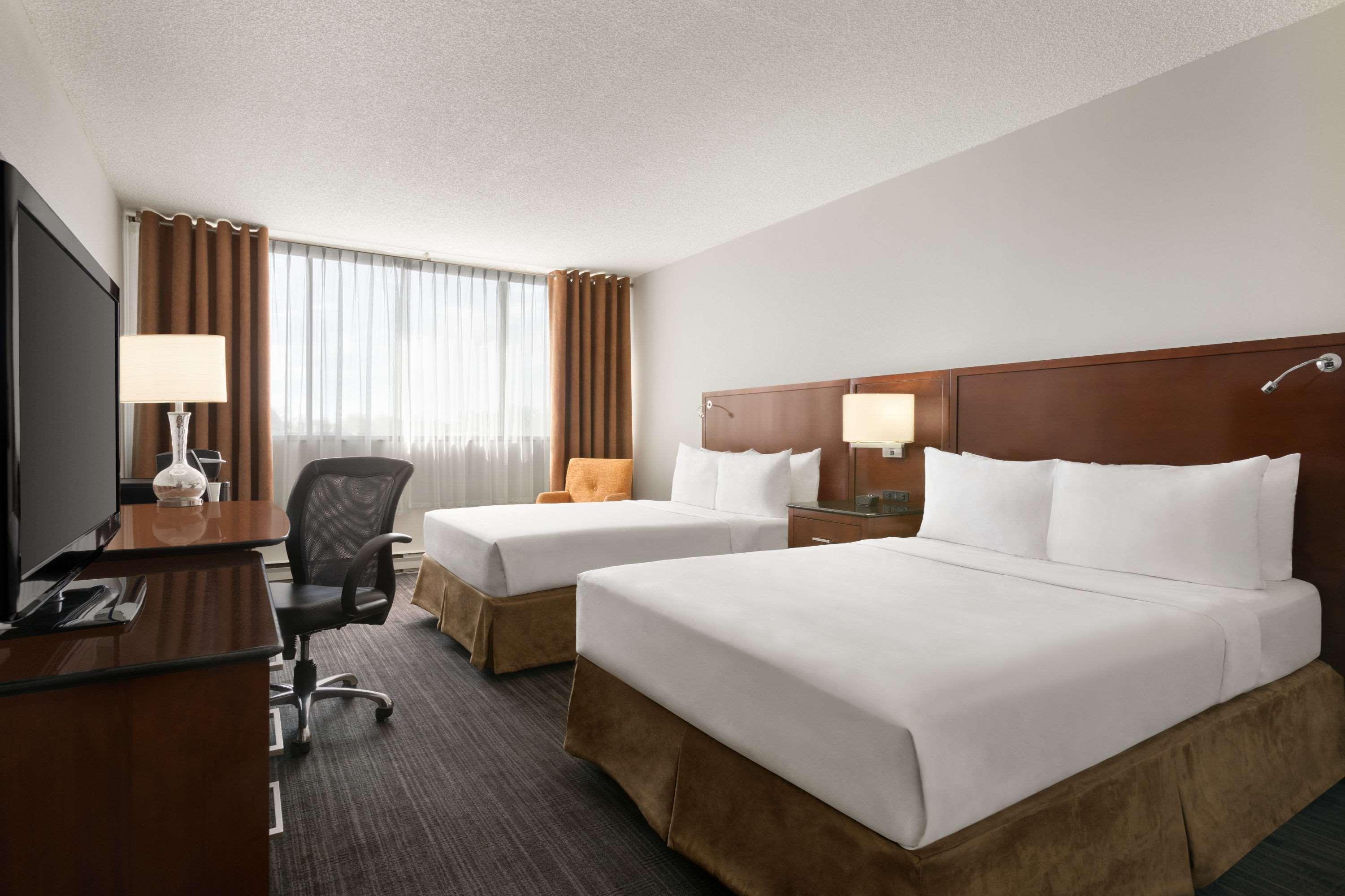 Travelodge By Wyndham Quebec City Hotel & Convention Centre Zewnętrze zdjęcie
