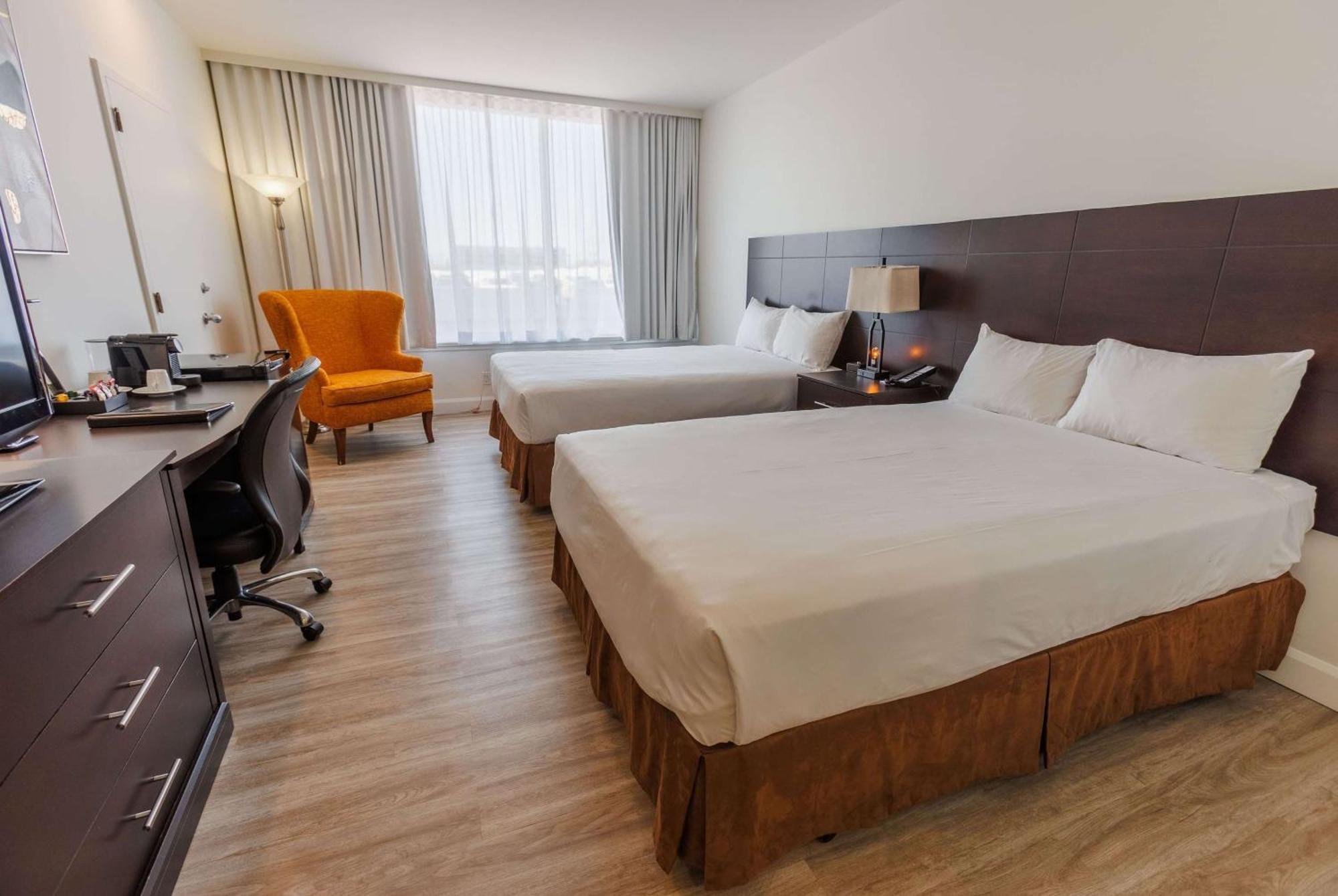 Travelodge By Wyndham Quebec City Hotel & Convention Centre Zewnętrze zdjęcie