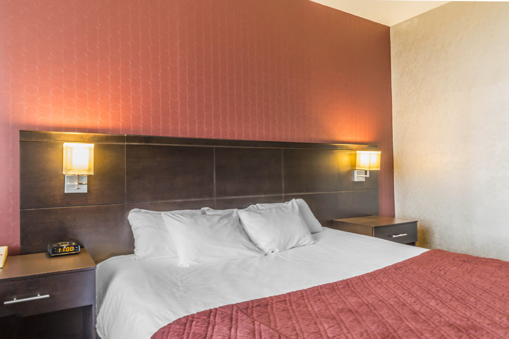 Travelodge By Wyndham Quebec City Hotel & Convention Centre Zewnętrze zdjęcie