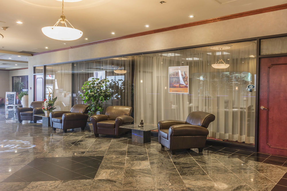 Travelodge By Wyndham Quebec City Hotel & Convention Centre Zewnętrze zdjęcie