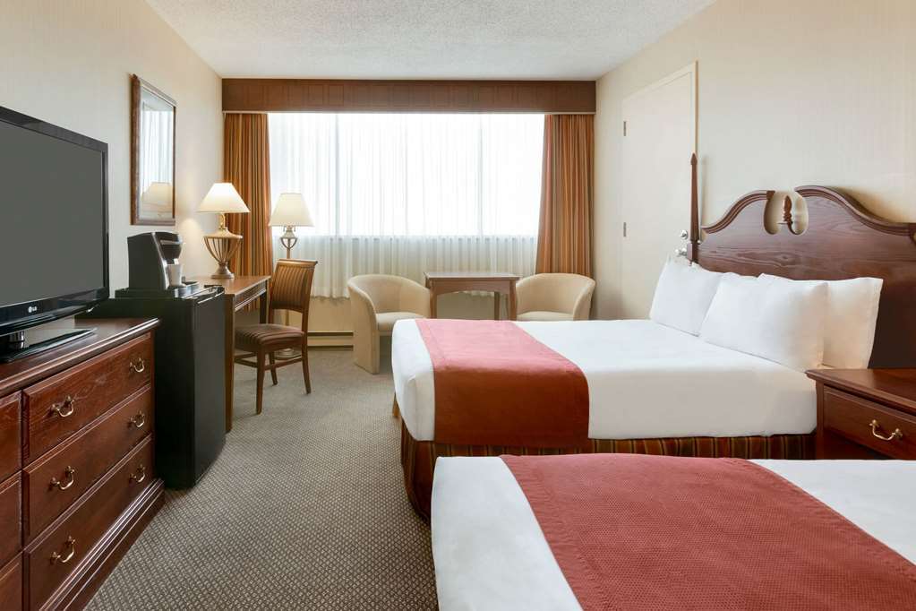 Travelodge By Wyndham Quebec City Hotel & Convention Centre Pokój zdjęcie